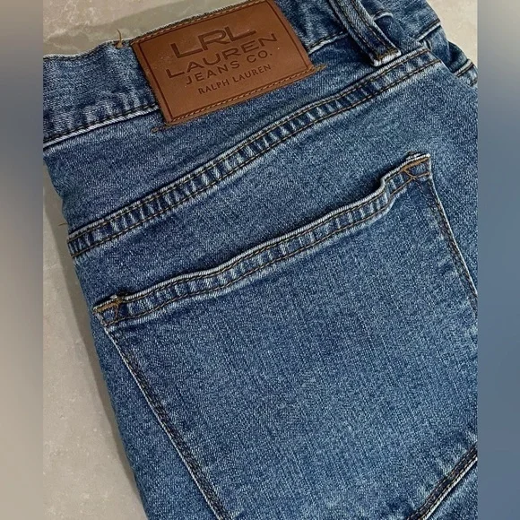 Lauren Ralph Lauren Straight Leg Denim
Jeans- Sz 8 - Picture 2 of 5